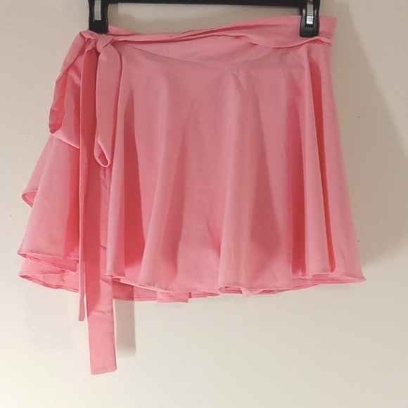 HALARA Other Halara That Tiktok Brand Women Wrap Skirt Small New Workout Peach Coral Poshmark